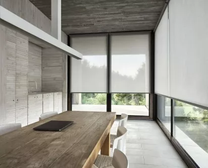 9 FocusFillWzQxMiwzMzMsIngiLDE2XQ.1-Home-Silder-Roller